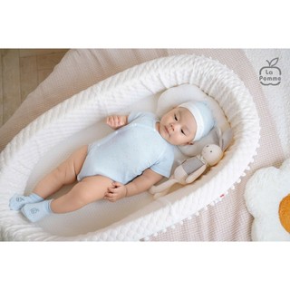 La pomme SS2026 BST sơ sinh La Pomme dệt vân chìm gấu nhỏ - Xanh T1.4