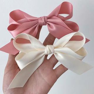 KẸP NƠ CÀI TÓC ĐEN TRẮNG HỒNG NHẸ NHÀNG PHỤ KIỆN HOÀN THIỆN VẺ ĐẸP KHI CHỤP ẢNH TẾT ÁO DÀI KỈ YẾU