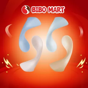 Thìa Tập Ăn Amori Nhiều Màu Chất Liệu Nhựa PP Thiết Kế Cong Theo Hướng Tay Cầm - Bibo Mart