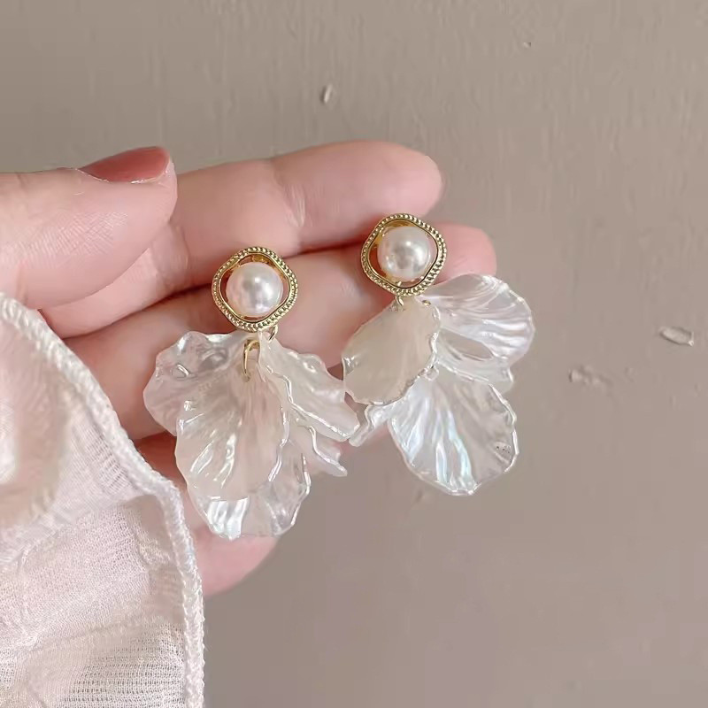 WHX [Hàng có sẵn] Bông tai ngọc trai hoa ngọt ngào kiểu Hàn Quốc | Bông tai hoa trắng thanh lịch | Phụ Kiện Thời Trang Nữ