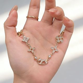 Vòng Tay Nữ Full Kim Cương Phong Cách Trung Hoa Mới, Sang Trọng và Lấp Lánh