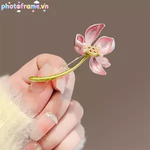 Khung Ảnh Thổ Cẩm Hoa Sen - Phụ Kiện Thời Trang Cho Bé Gái Thanhh lịch
