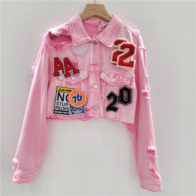 Áo Khoác Denim Phong Cách Retro Xuân Thu Mới với Huy Hiệu Dán Nhãn, Thời Trang Đường Phố