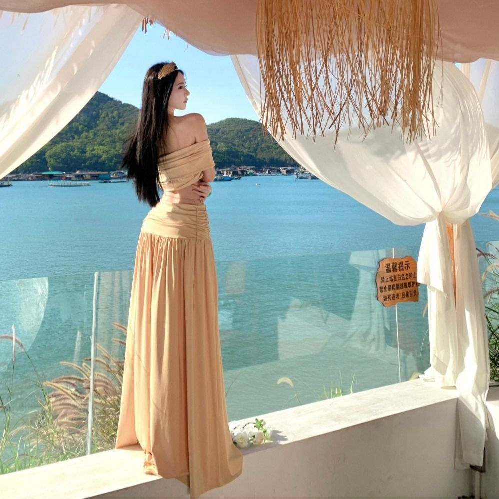 Đồ bơi một vai váy nửa chiều dài phong cách nghỉ dưỡng