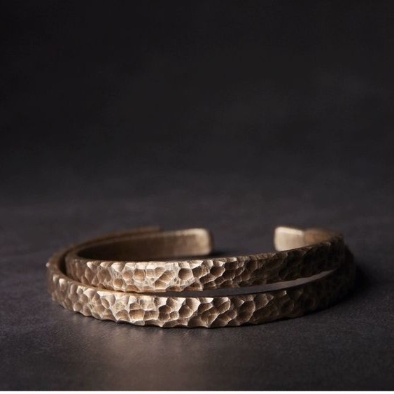 Vòng tay kim loại retro handmade châu Âu và Mỹ, màu đồng, điều chỉnh được cho nam và nữ