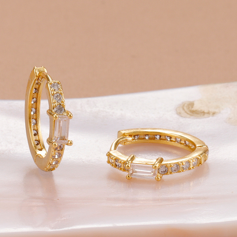 Trái Tim Hình Học Vuông Zircon Bông Tai Niche Tất Cả Trận Đấu Bông Tai Tròn Thời Trang Bông Tai Kim Cương 26.3.24