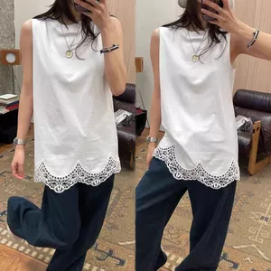 Áo vest nữ đẹp mắt với viền ren và nhiều lớp đáy, đảm bảo chất lượng cao