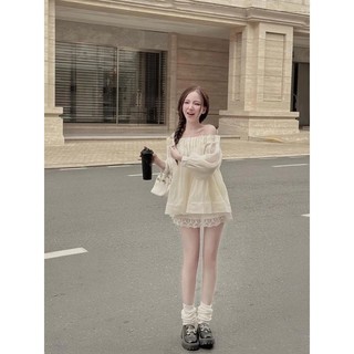 Set tiểu thư áo tơ trễ vai dập ly bèo tay dài mix chân váy ngắn phối ren Jinnie kiểu xinh hàn quốc