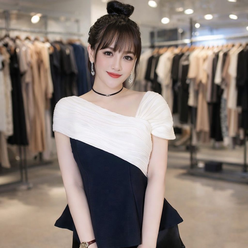 Áo Trễ Vai Chất Tuyết Hàn Phối Thun Gân Cổ Chữ V Lệch Vai ESHOP Áo Thiết Kế Peplum Sang Chảnh Đẹp MS399 Top Áo Women