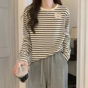 Áo thun dài tay kẻ sọc ngang CỔ áo viền trắng chất mát lạnh-in Hình GẤU DÂU DỄ THƯƠNG-quanaaounisex94