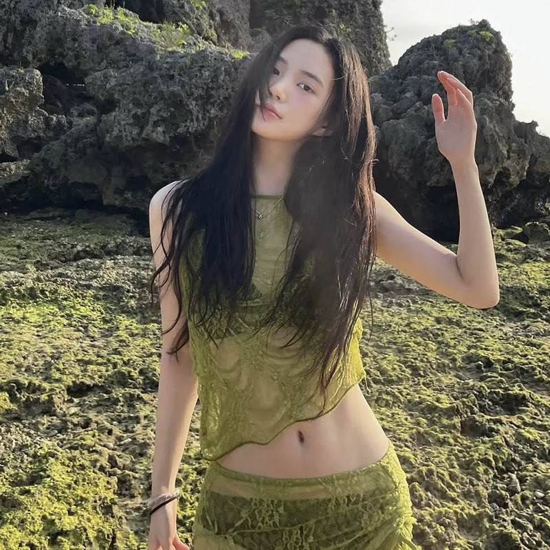 Ren Xanh Một-Piece Swimsuit Phù Hợp Cho Kỳ Nghỉ Biển
