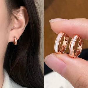 Bông tai vàng hồng hình tròn vỏ đơn giản, phù hợp cho nữ