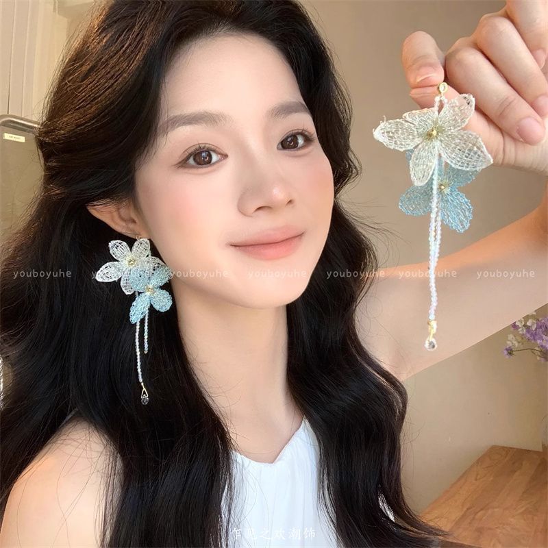 Bông tai hoa pha lê tương phản thêu thủ công, phù hợp cho chuyến du lịch và kỳ nghỉ bãi biển ngọt ngào và lãng mạn