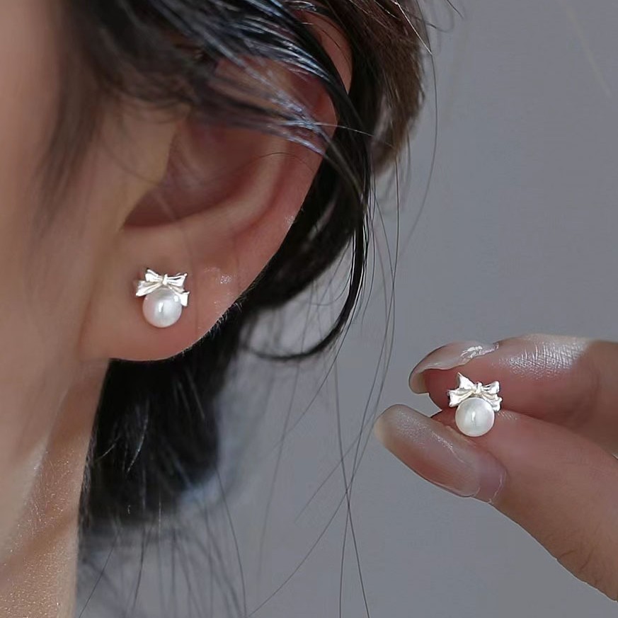 Bông tai ngọc trai bướm dễ thương bạc nguyên chất s999