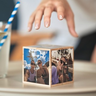 Hộp Ảnh Xoay Cubic - In Theo Yêu Cầu, Hình Khối Rubik Gỗ, Lưu Giữ Khoảnh Khắc, Có Kèm Chân Đế