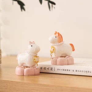 🌟Năm Ngựa Pha Lê Glaze Xoay Bộ Bầu Nhiều Màu Sắc Biến Đồ Trang Trí Âm Nhạc Trang Trí Nhà Cửa NVUY