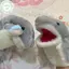 PUSKY 22cm Dễ Thương Cá Mập Nhỏ Tay Con Rối Găng Tay Sang Trọng Đồ Chơi Động Vật Tay Con Rối Cá Mập Cánh Tay Mở Miệng Găng Tay Búp Bê Trẻ Em Quà Tặng Sinh Nhật VN