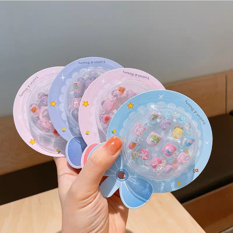 Đầu móng tay cho trẻ em Móng tay có thể đeo được Ngắn trong suốt Handmade DIY Miếng dán móng tay có thể đeo được Bộ dán móng tay có thể tháo rời