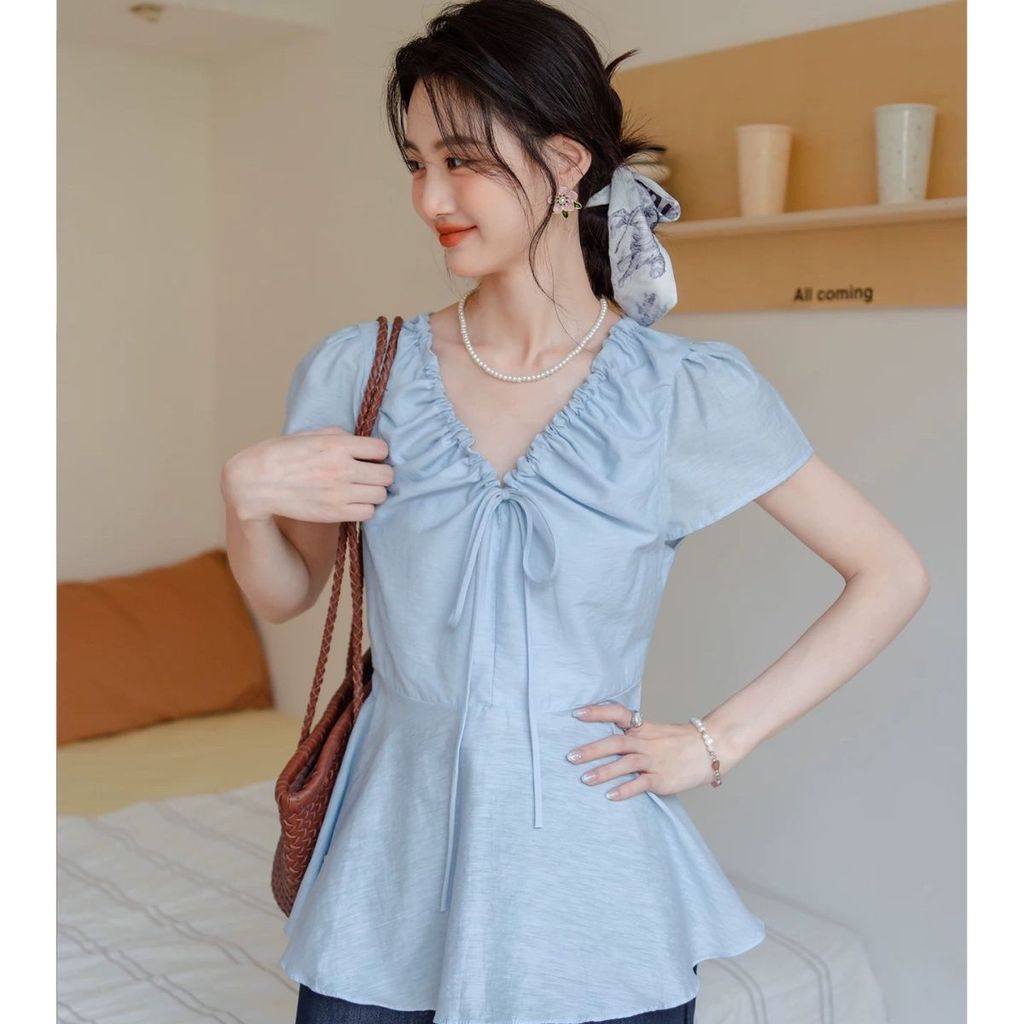 Áo sơ mi ngắn tay nữ cổ chữ V màu xanh đẹp