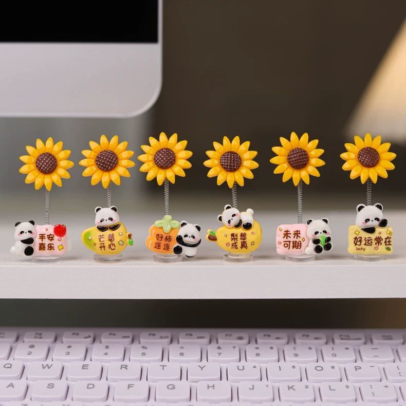 6 / 8 Chiếc Dễ Thương May Mắn Gấu Trúc Búp Bê Mô Phỏng Lắc Đầu Hoa Hướng Dương Trang Trí Ô Tô Nội Thất Ô Tô Điều Khiển Trung Tâm Sáng Tạo Đồ Chơi Trẻ Em