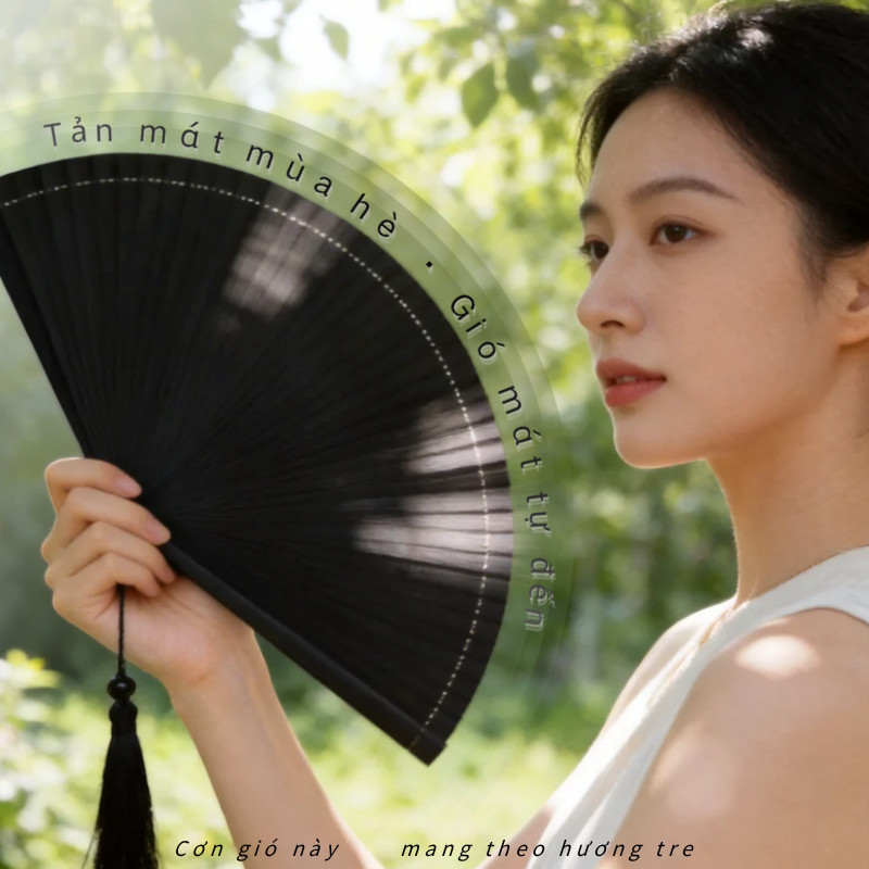 Quạt Gấp Cổ Điển Trung Hoa Màu Đen - Đạo Cụ Chụp Ảnh Phong Cách Cổ Trang, Phụ Kiện Thời Trang Độc Đáo