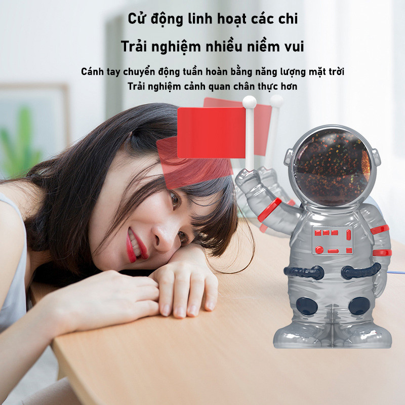Mô Hình Phi Hành Gia Trang Trí Nội Thất Ô Tô - Gắn Taplo Xe Hơi, Sử Dụng Năng Lượng Mặt Trời, Tay Cầm Vẫy Chào Dễ Thương