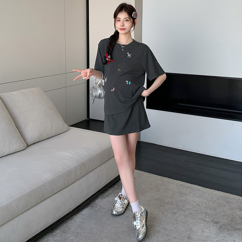 Bộ đồ bà bầu Áo thun cổ tròn + Váy Bộ đồ hai mảnh
