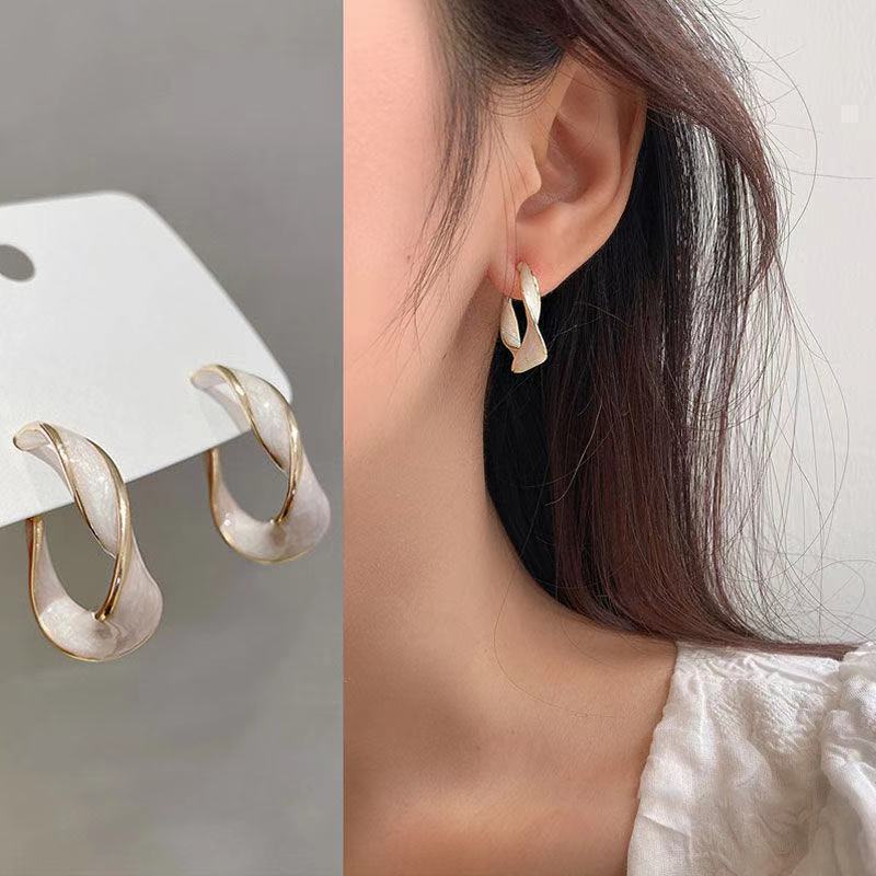 Bông tai hình chữ C thời trang mới, chống phai màu, thiết kế thanh lịch dành cho nữ