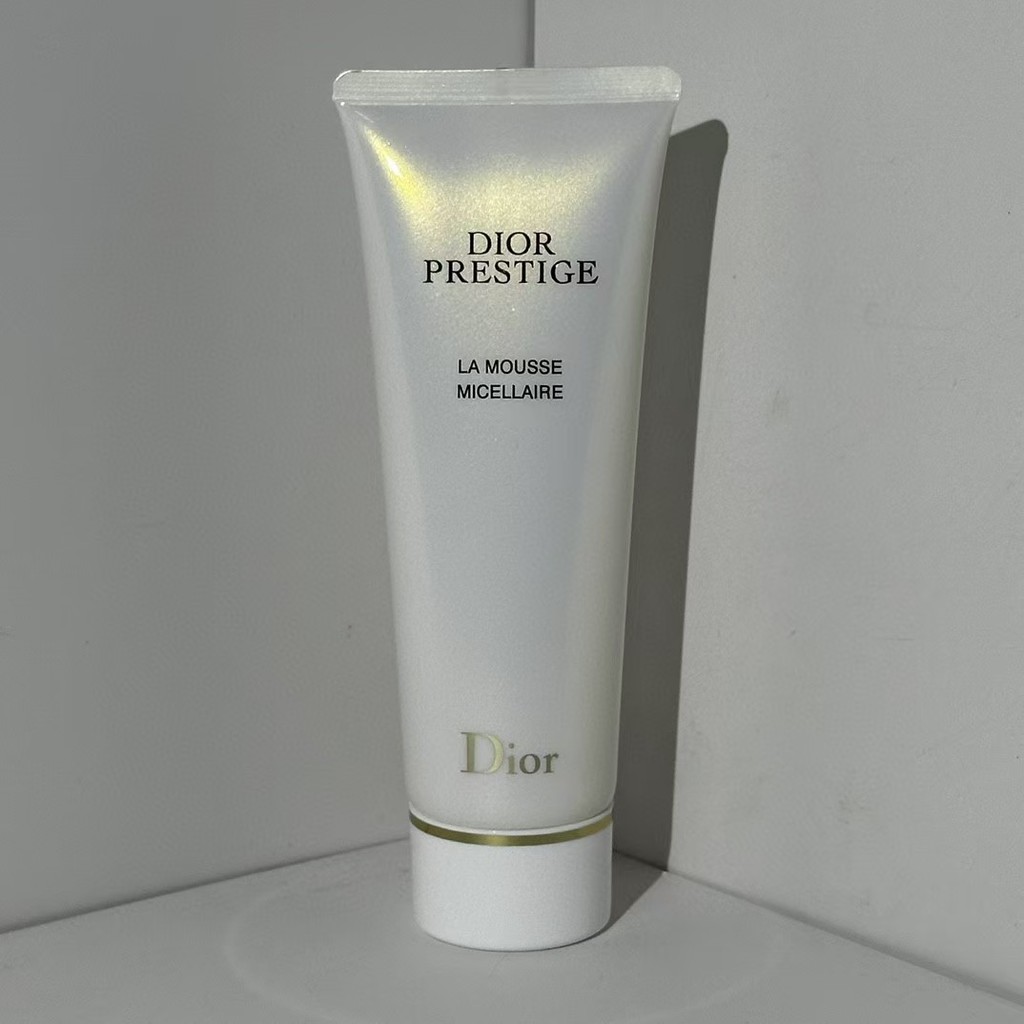 Yolo ❤Sữa rửa mặt chiết xuất hoa hồng DIO Flower Secret 120g Mỹ phẩm không gây kích ứng nhẹ