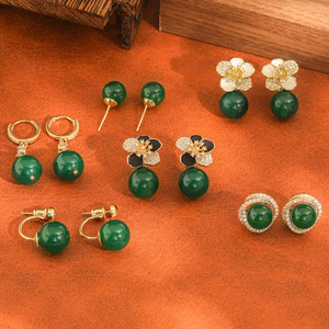 Bông tai ngọc lục bảo camellia phong cách Trung Quốc, màu xanh mã não, thiết kế sang trọng