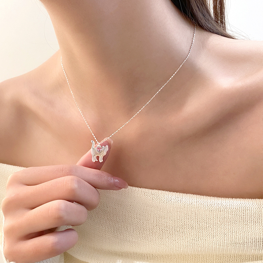 Vòng cổ mặt dây chuyền mèo tình yêu màu hồng bạc S925