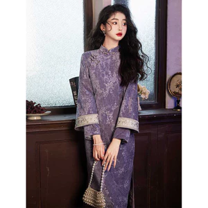 Qipao tím sườn xám mỏng, phong cách Trung Hoa vintage, phù hợp cho thu đông