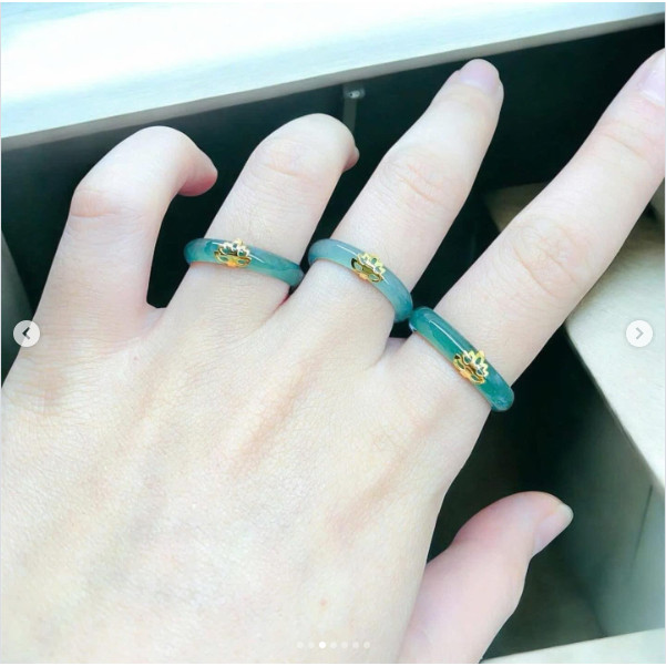 NHẪN LAM NGỌC BỌC SEN VÀNG 10K