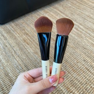 [ap Beauty Shop] Pick-up BOBBIBROWN Barbie Brown Magic Foundation Brush Triangle Foundation Brush Blush Brush Contour Brush