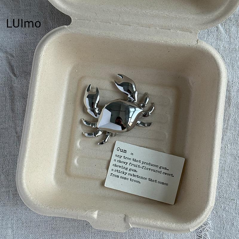 LUImo - Phụ kiện kim loại sáng tạo, họa tiết thổ cẩm tinh tế, phù hợp với jack pin