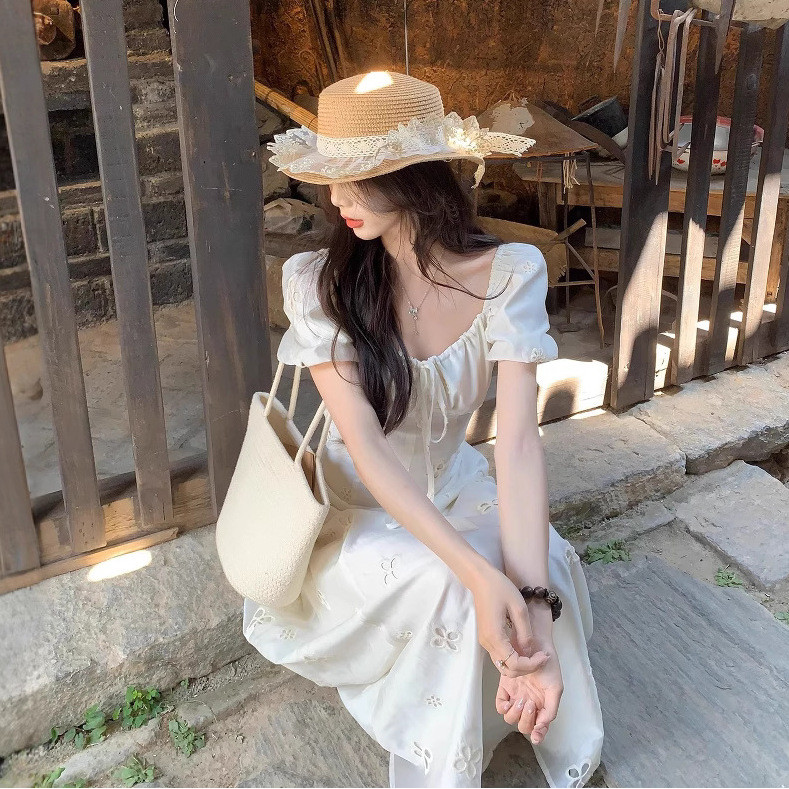 Trà Nghỉ Nhẹ Nhàng - Váy Dài Tay Ngắn Form Ôm Body
