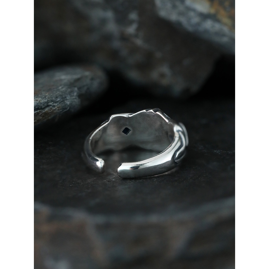 Nhẫn nam đa năng khí chất thời trang sapphire niche độc đáo