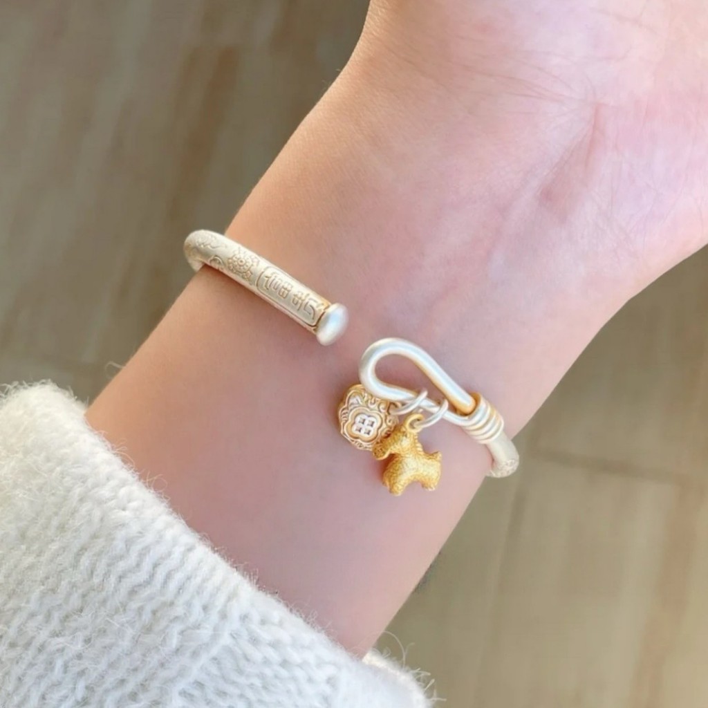 Khóa an toàn hình đồng xu ngựa nữ phong cách Trung Quốc chữ vàng tốt lành, chất liệu bạc plated