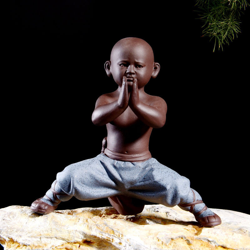 Zisha Trà Thú Cưng Đồ Trang Trí Lớn Kung Fu Kid Gốm Nhân Vật Nhà Sư Nhỏ Thủ Công Trang Trí 26.3.19 WEHU