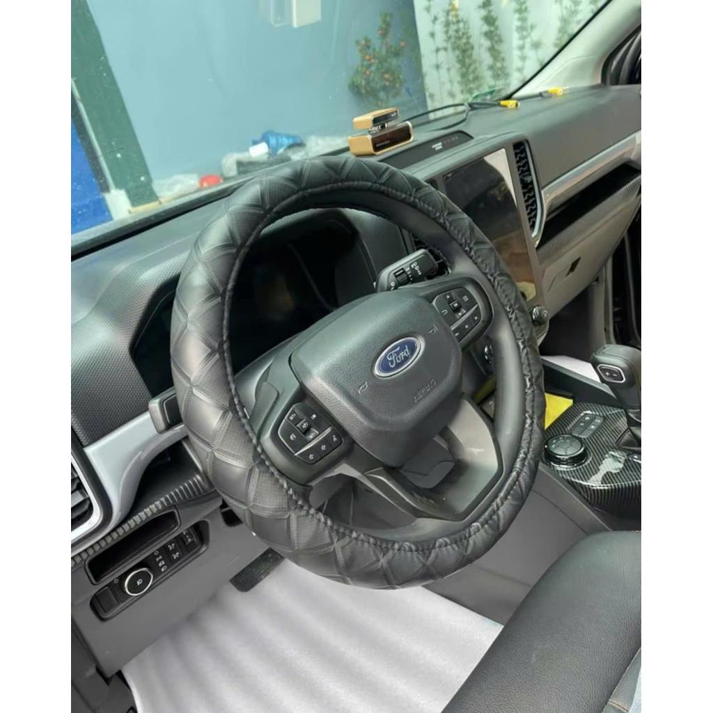 Bọc vô lăng 6D quả trám đủ size cho các dòng xe con, xe tải, xe khách, xe đầu kéo và xe giường nằm