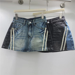 Đầm denim mỏng phong cách mới, màu sắc tương phản, phù hợp mùa hè 2026