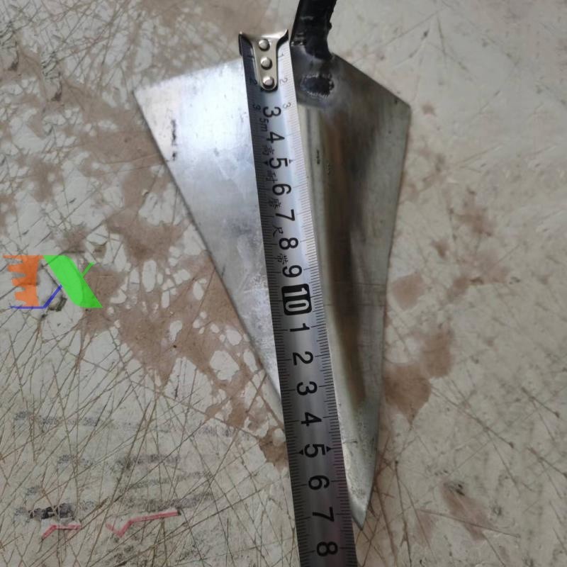 Cuốc Vun Ngô CN-20 Tháp Xanh - Lưỡi Cày Xới Đất, Làm Cỏ Mạ Kẽm Siêu Bền 20 cm, Vun Đất Làm Luống