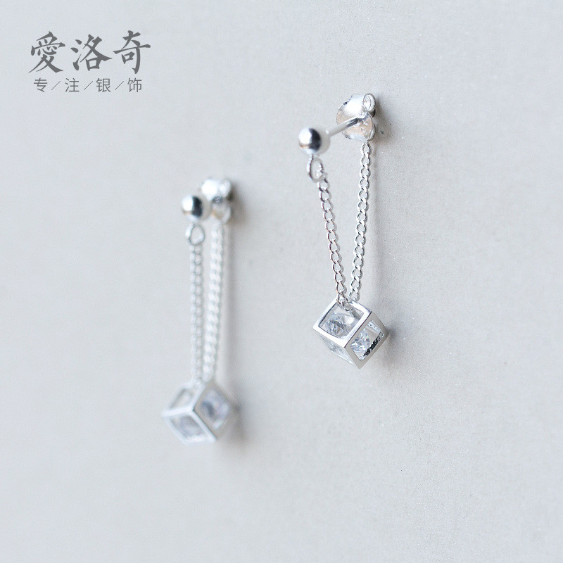 Bông tai kim cương hình khối bạc S925