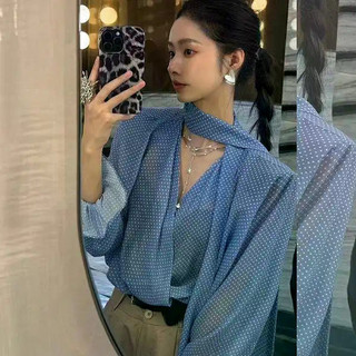 Nền Xanh Trắng Áo Sơ Mi Top Nữ Vải Voan Mỏng Nhẹ, Cổ Chữ V Và Dây Ruy Băng - Thiết Kế Thanh Lịch Cho Mùa Xuân 2026