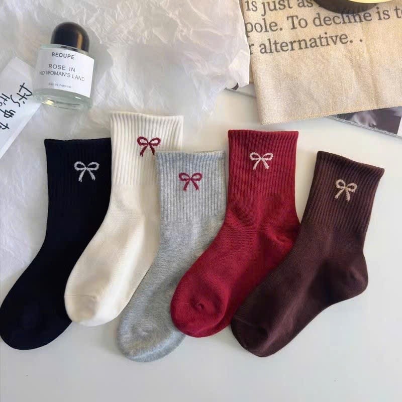 Set 5 đôi Tất cao cổ Nơ Đỏ cho bé Hàn Quốc Chất liệu cotton co giãn tốt – mềm mại, thông thoáng an toàn cho da nhạy cảm