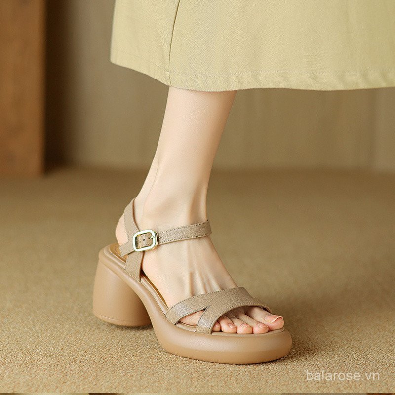 Xăng đan Ngoài Trời Đế Dày OpenToe Cho Nữ 2026 Mùa Hè Mới Cao Gót Chunky Gót Cổ Tích Phong Cách La Mã Giày