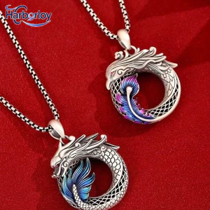 Vòng cổ phong cách dân tộc với họa tiết rồng và phượng