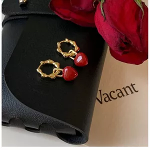 Retro Nhỏ Giọt Men Trái Tim Bông Tai Niche Thiết Kế Cao Cấp Bông Tai Hợp Thời Trang Ánh Sáng Sang Trọng Sang Trọng Sang Trọng Sang Trọng Sang Trọng Bông Tai Nữ