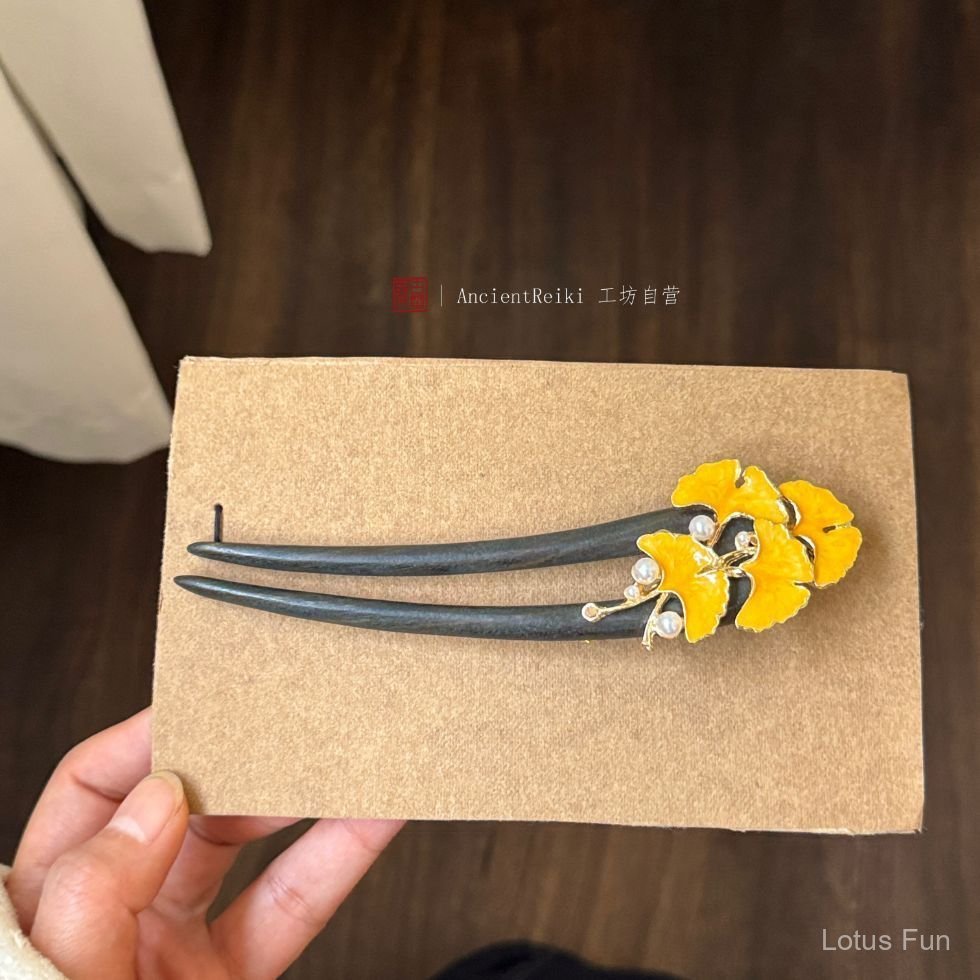 Kẹp tóc gỗ đàn hương phong cách Hanfu, phù hợp cho mùa thu