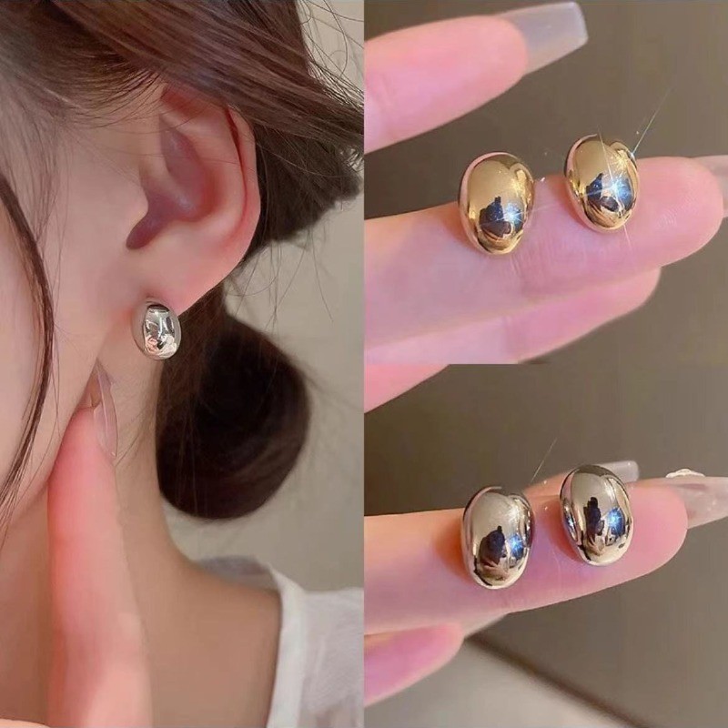 Bông tai sáng bóng, xu hướng mới cho nữ